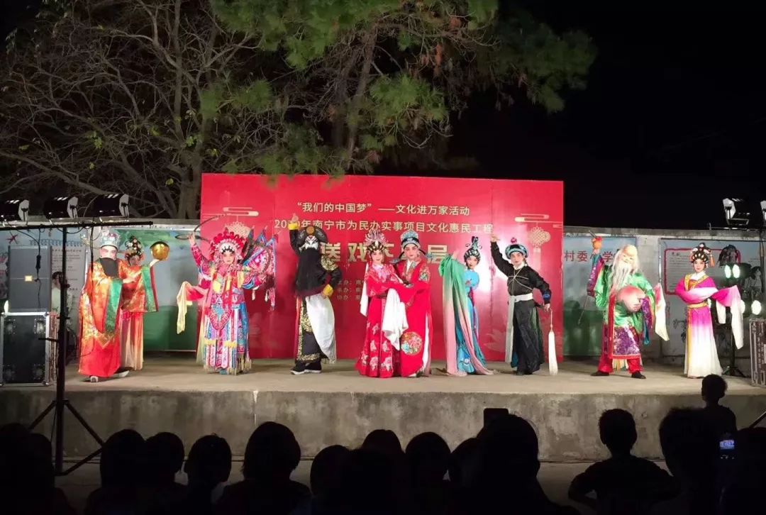 简单的粤剧，传统艺术的魅力与传承