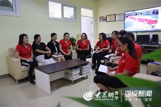 小班情绪发展教案