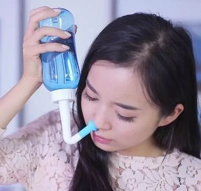 生理盐水洗鼻，一种有效的鼻腔护理方法