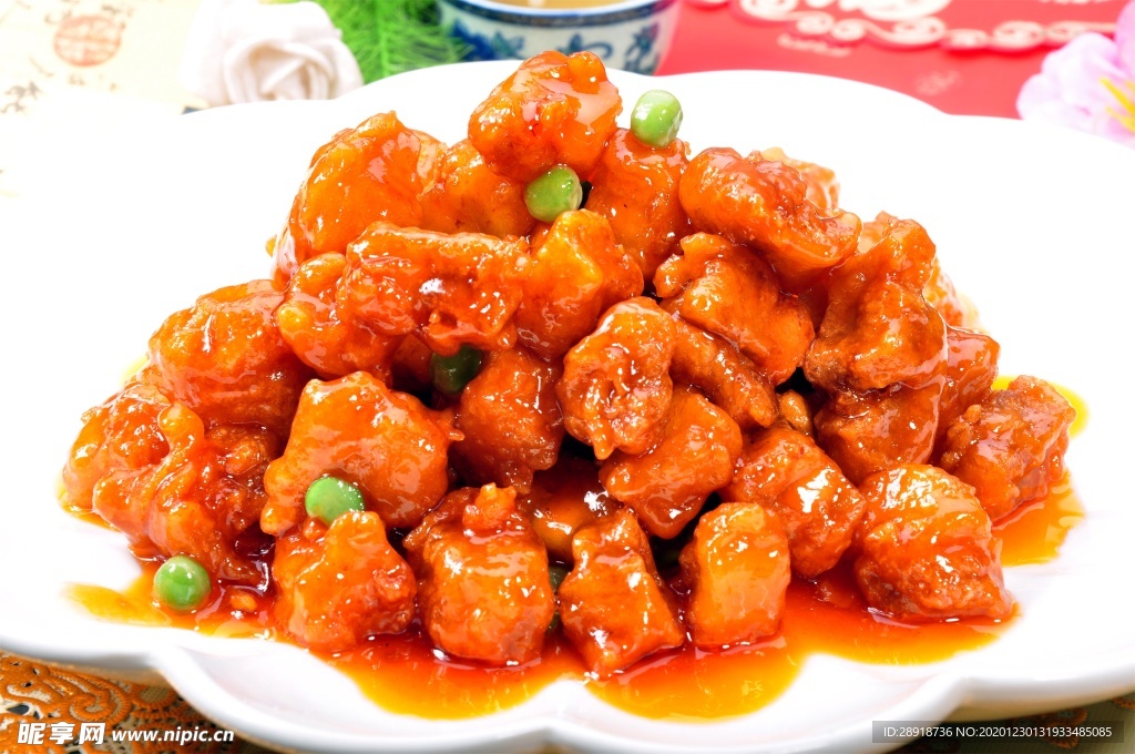 老式樱桃肉，一道传统美食的魅力与传承