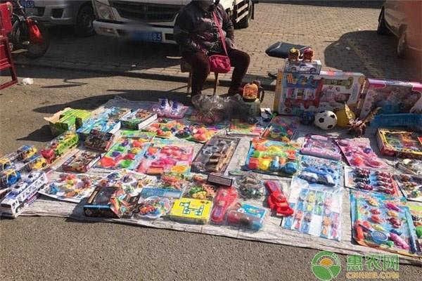 地摊货新产品批发，探索未来商业的新机遇