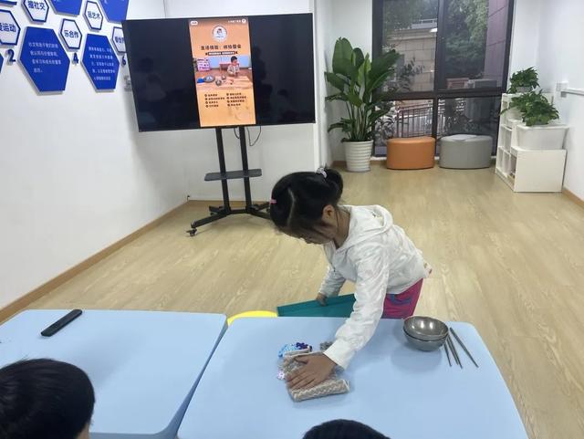 温州儿科内分泌专家，守护儿童健康的守护者