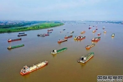 长江内河船舶出租，探索与发展