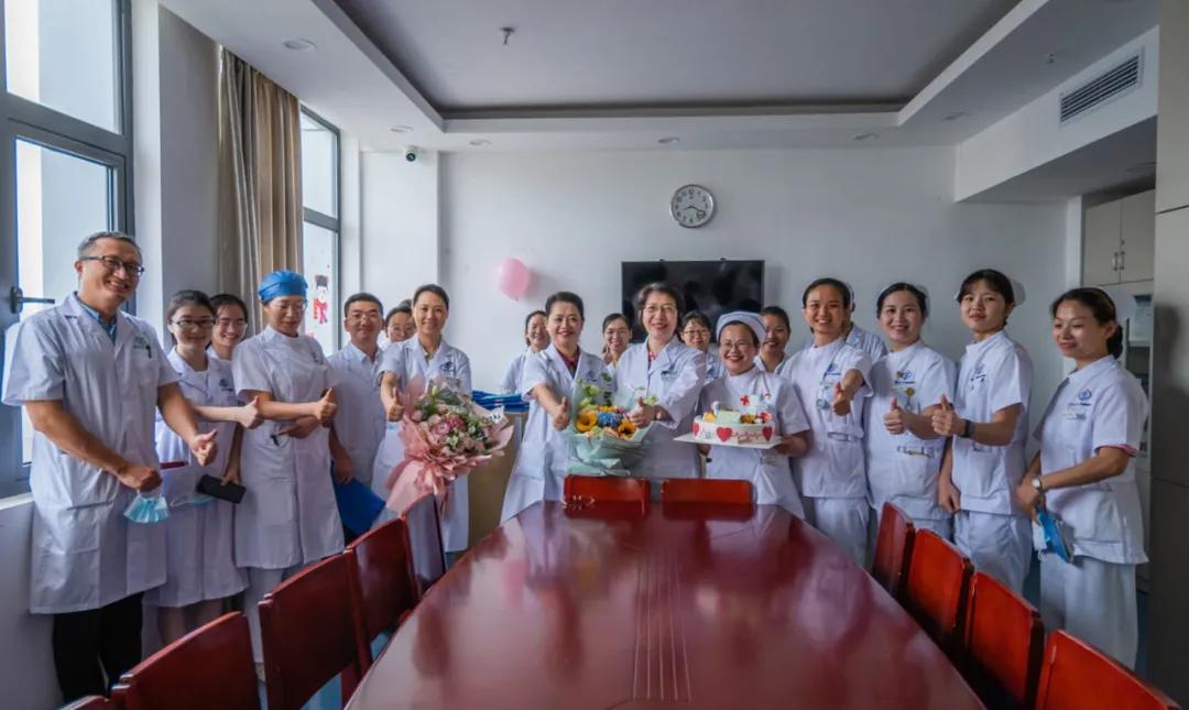 儿童在线咨询专家，守护儿童健康的网络守护者