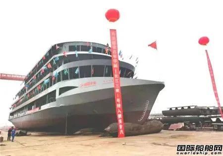 长江船下水视频，见证历史与技术的融合之美