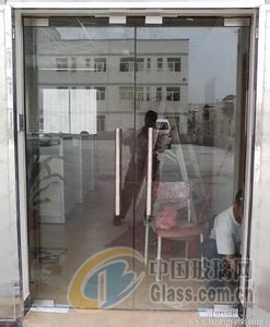 西安玻璃门销售价格，深度解析与市场调研