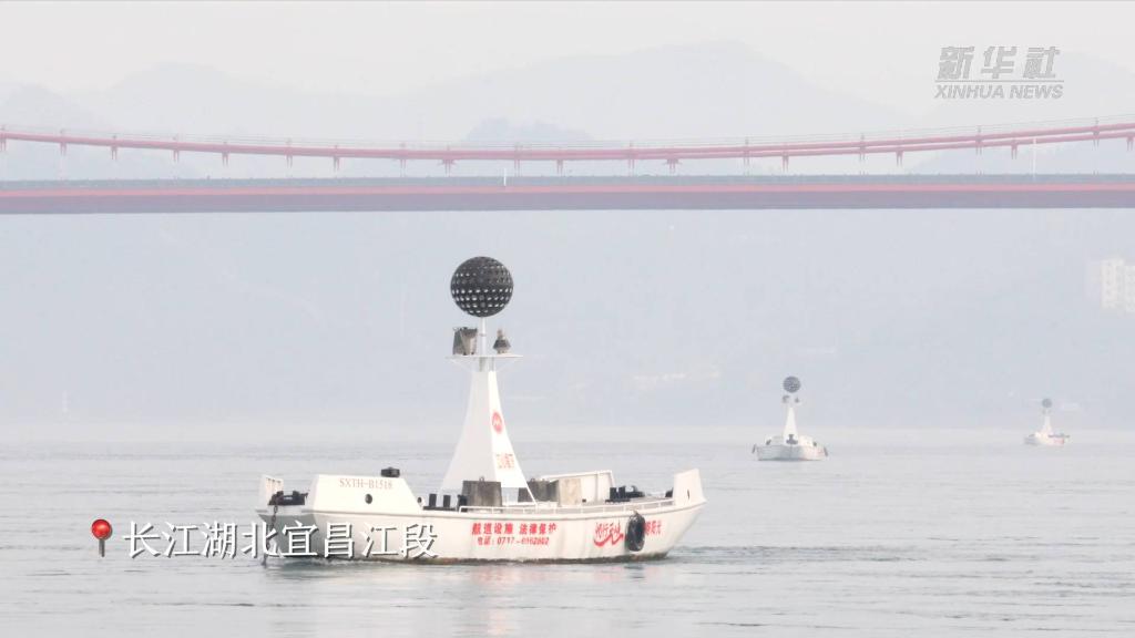 长江货船群，见证时代变迁的壮丽画卷