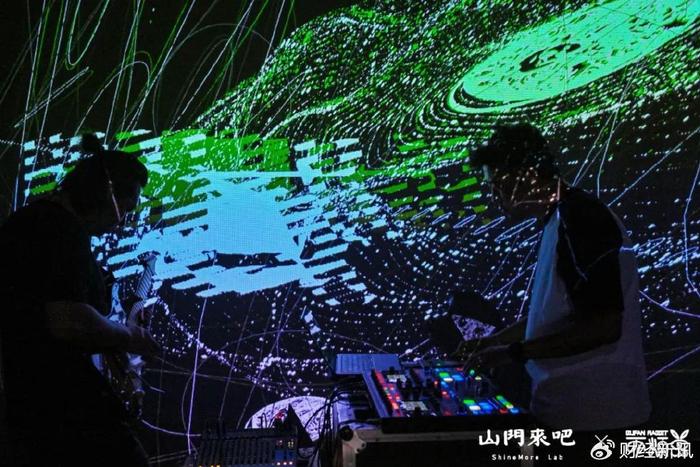 我的世界开局域网光影——探索虚拟世界的绚丽光彩