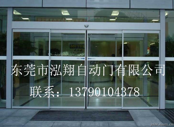 多泰自动门图片展示及其现代应用