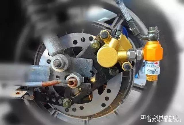 油碟刹把夹器拆解指南