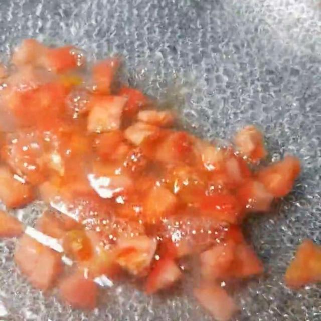 如何冲鸡蛋才能产生大蛋花
