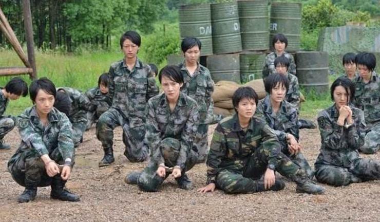伞兵武器装备，现代战争中的空中利刃