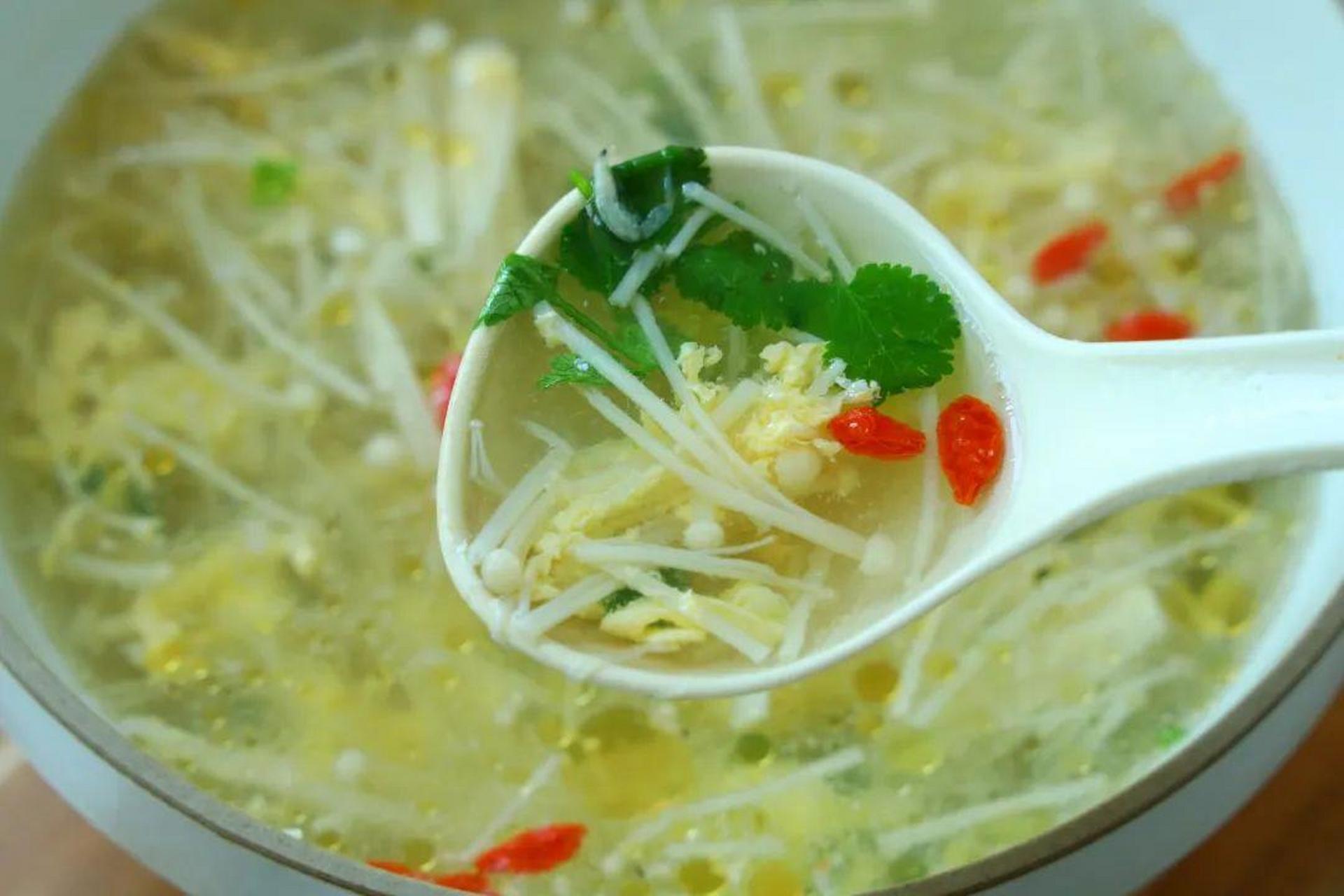 山药金针菇蛋花汤，一道美味养生的传统佳肴