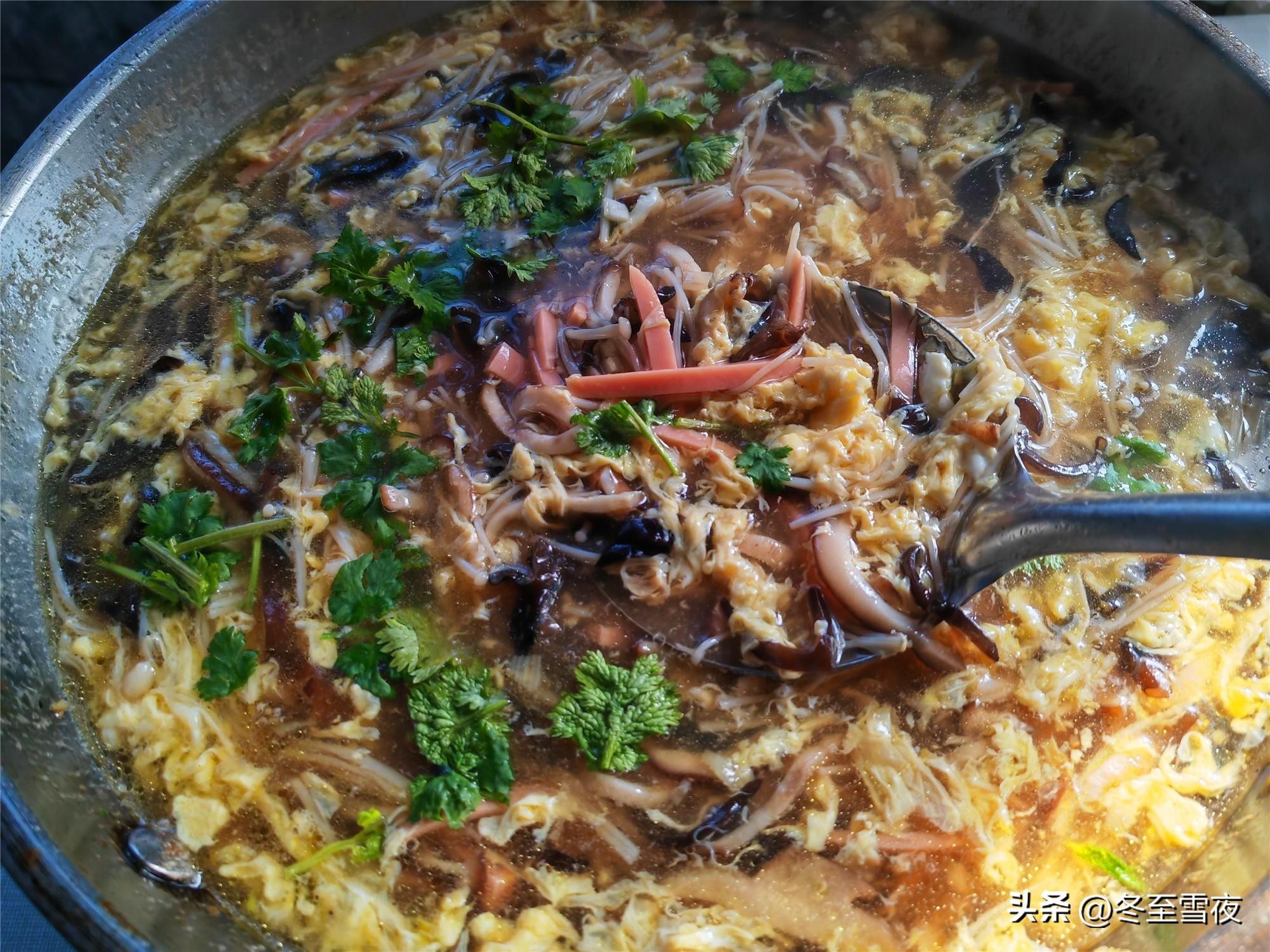 菌菇蛋花汤，一道美味与健康共融的佳肴