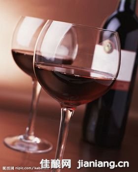 认识葡萄酒的第一本书，开启葡萄酒世界的神秘之旅