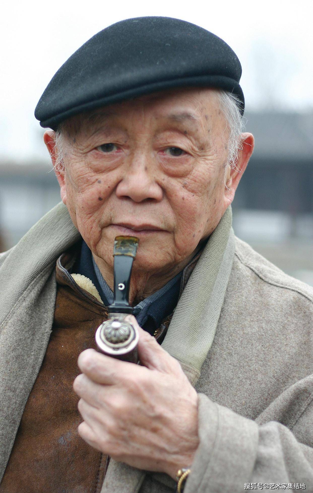 黄永玉著了一本——探寻艺术与生活交融的奥秘