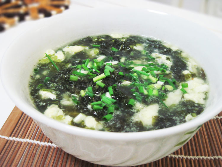 宝宝版紫菜蛋花汤，营养美味，宝宝辅食的首选