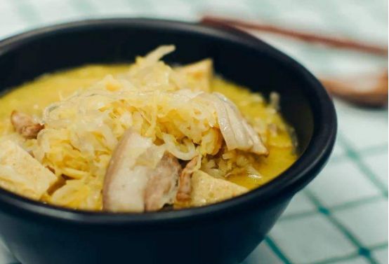 五彩蛋花汤，一道色香味俱佳的美食佳肴