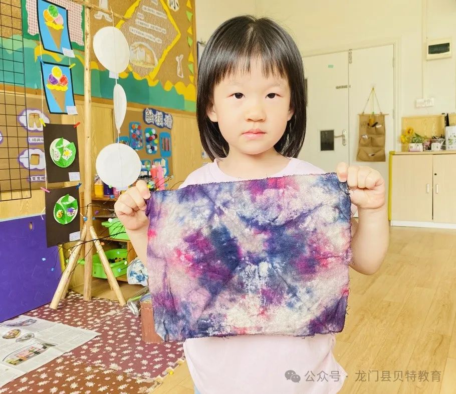 小班美术水粉活动，探索色彩与创意的乐园