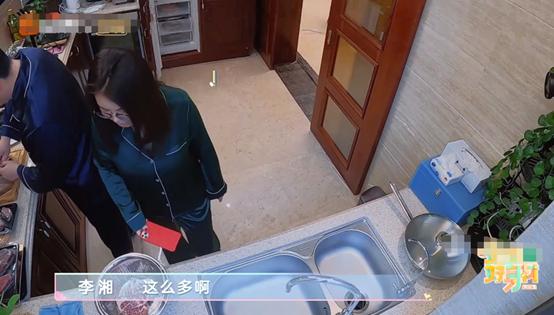 黄鸡蛋花，美丽的象征与文化的交融