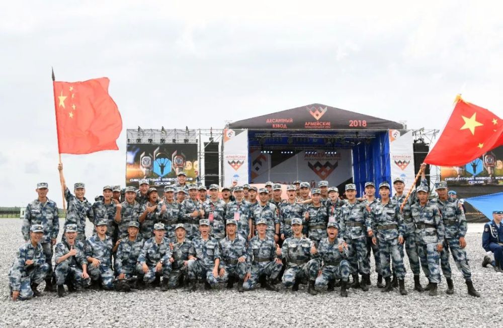 伞兵国庆的独特意义与庆祝活动